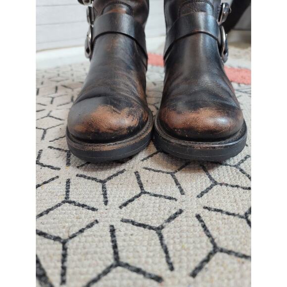 Frye Veronica Belted Short 70580 Brown Distressed Leather Ankle Boots, sz 7.5 - Picture 9 of 16